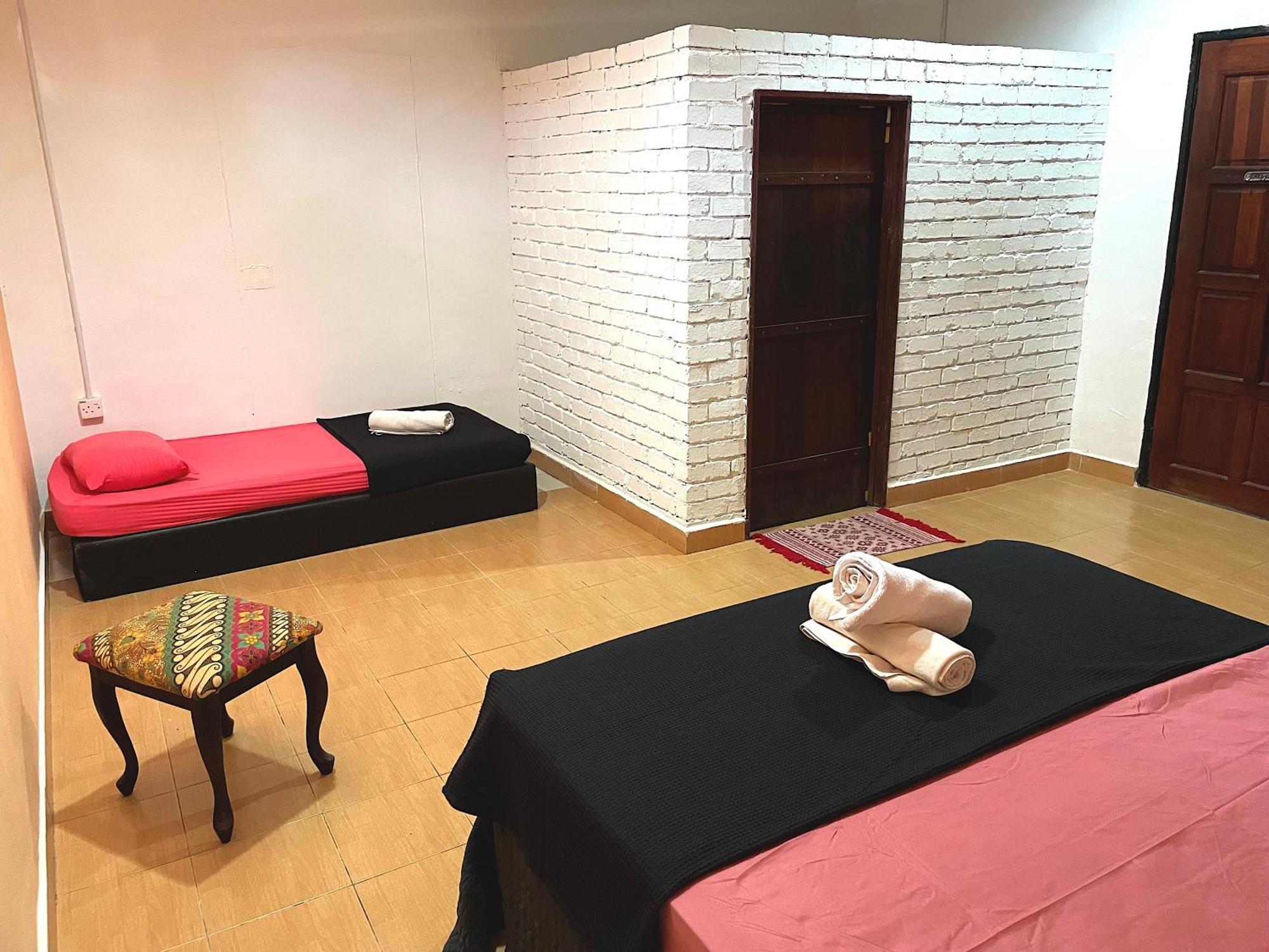 Home Sol Guesthouse Pantai Cenang  Buitenkant foto